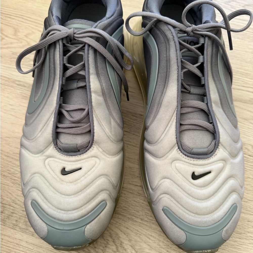 Nike Air Max 720 Cool Grey Sneakers Shoes Men’s Size 12 Rubber Tread - Picture 8 of 12